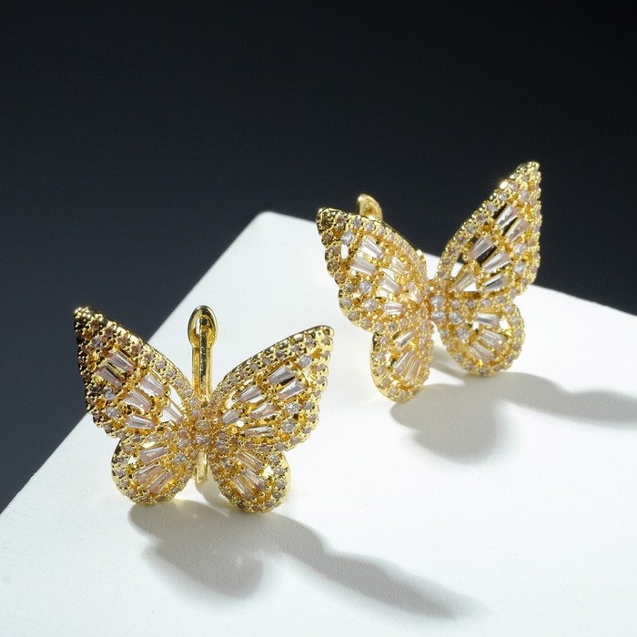 Серьги со стразами "Бабочки" ажурные, цвет белый в золоте
Серьги со стразами "Бабочки" ажурные, цвет белый в золоте