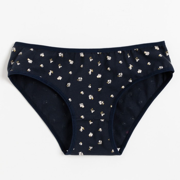 Трусы женские слипы, цвет чёрный, размер 44-46 (L)
Трусы женские слипы, цвет чёрный, размер 44-46 (L)