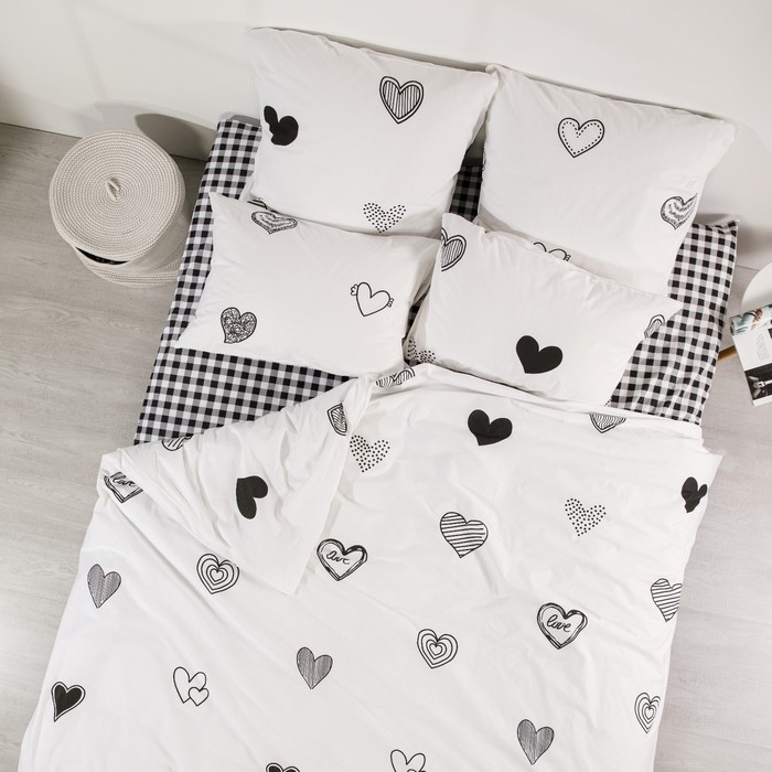 фото Постельное бельё 1,5сп ночь нежна, 145х215см, 150х220см, 70х70см 2шт