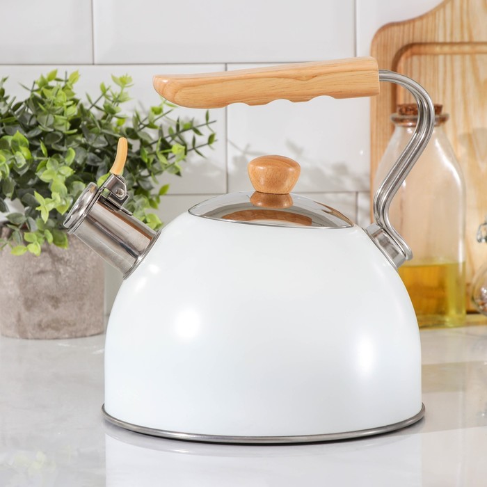 фото Чайник со свистком 2,5 л wood, белый, ручка дерево, индукция