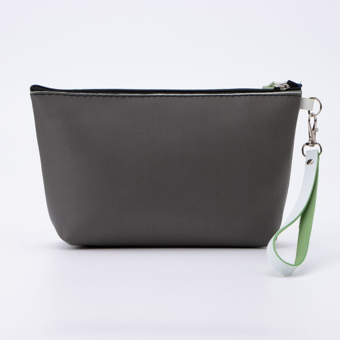 фото Косметичка на молнии, цвет чёрный