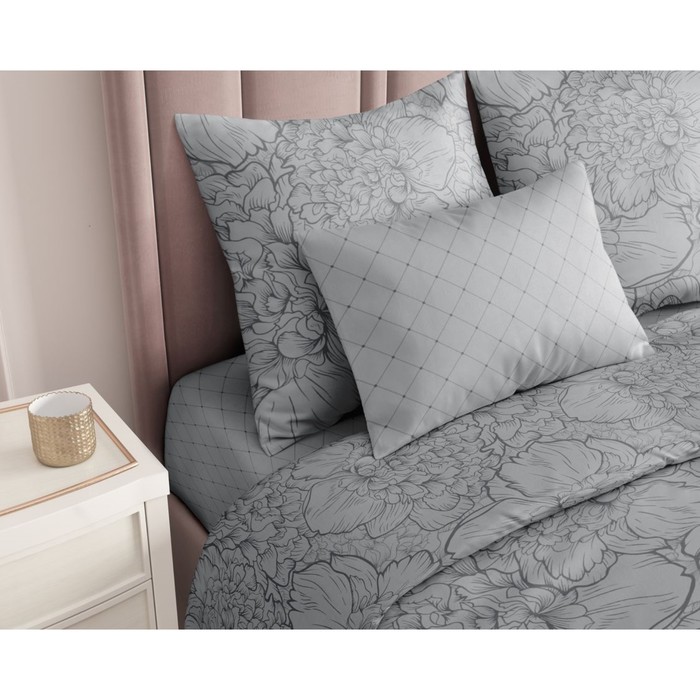 Постельное бельё 2 сп Twilight peonies, размер 180х214 см, 175х215 см, 70х70 см - 2 шт
Постельное бельё 2 сп Twilight peonies, размер 180х214 см, 175х215 см, 70х70 см - 2 шт