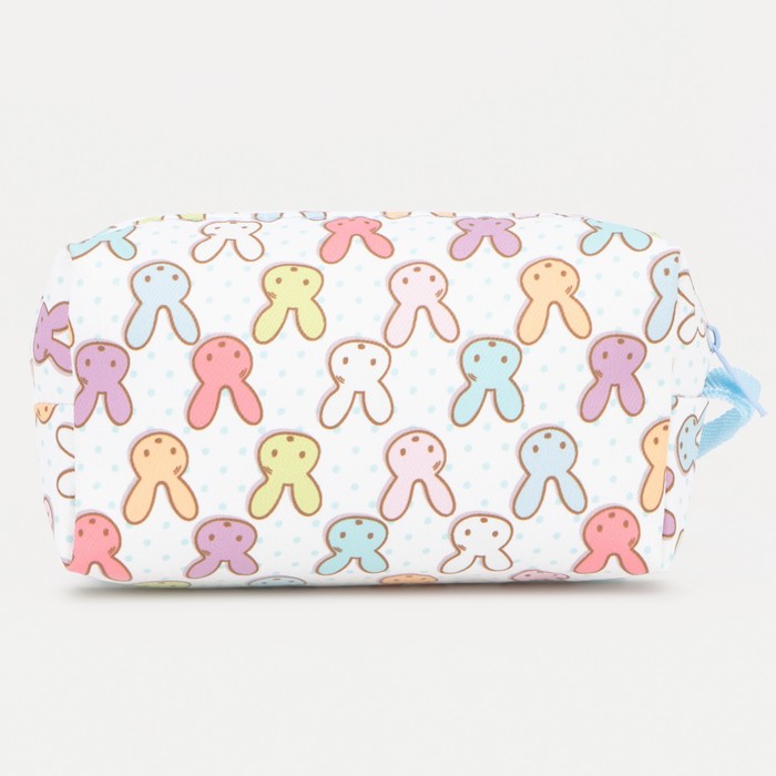 фото Косметичка на молнии, цвет белый