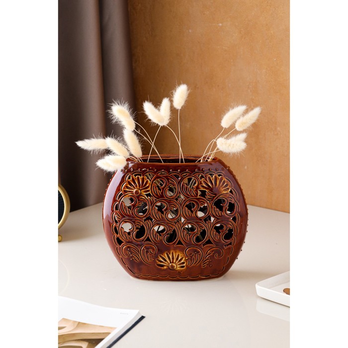 Ваза керамическая "Классик", настольная, коричневая, сквозная резка, 20 см
Ваза керамическая "Классик", настольная, коричневая, сквозная резка, 20 см