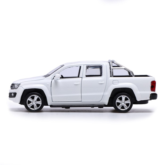 Машина металлическая VOLKSWAGEN AMAROK, 1:46, инерция, открываются двери, цвет белый
Машина металлическая VOLKSWAGEN AMAROK, 1:46, инерция, открываются двери, цвет белый