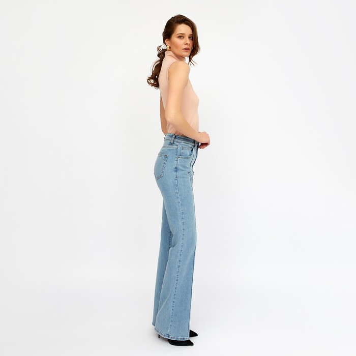 фото Джинсы женские со стрелкой minaku, цвет голубой, размер 46