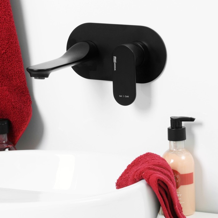 фото Смеситель для раковины wasserkraft 7430, однорычажный, встроенный, черный