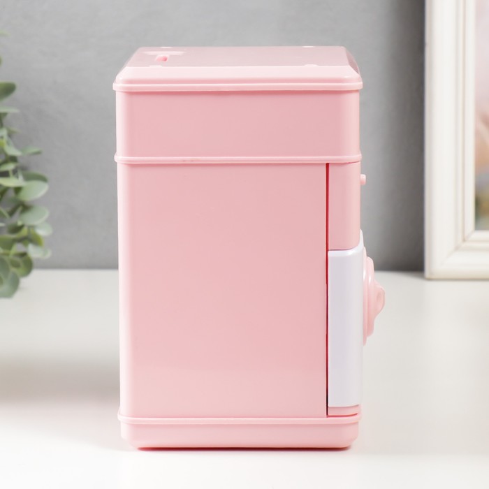 фото Копилка пластик "сейф. барашка" кодовый замок, звук аа розовый 13х12х19 см