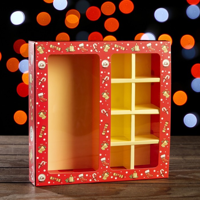 Коробка под 8 конфет + шоколад, с окном, "Ёлочные игрушки",17,7 х 17,85 х 3,85 см
Коробка под 8 конфет + шоколад, с окном, "Ёлочные игрушки",17,7 х 17,85 х 3,85 см