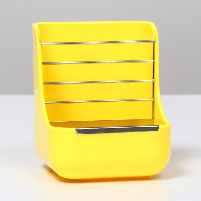 Держатель для сена и кормушка 2 в 1, жёлтый
Держатель для сена и кормушка 2 в 1, жёлтый