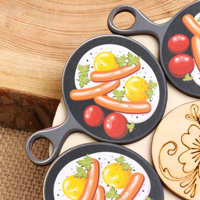 фото Подставка под горячее "сковородка", 20х20 см, микс дерева