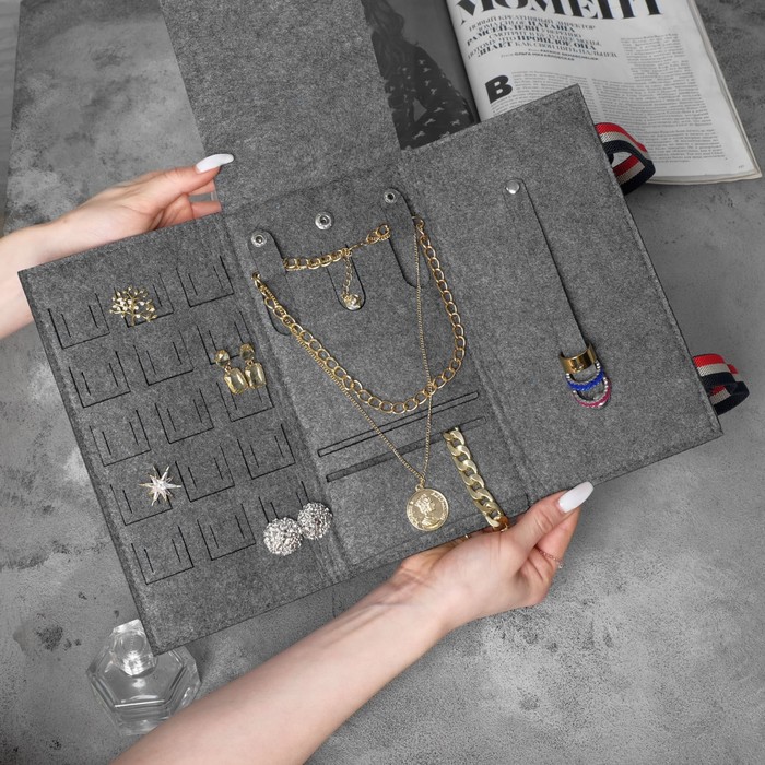 фото Органайзер для хранения украшений скручивающийся "дорожный", цвет серый, 23*26 см queen fair