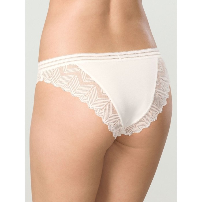 фото Трусы женские, размер 48, цвет молочный pelican