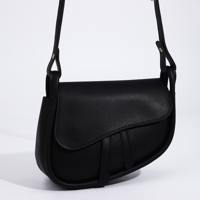 фото Сумка из искусственной кожи, 20х16х8.5 см, чёрный цвет nazamok