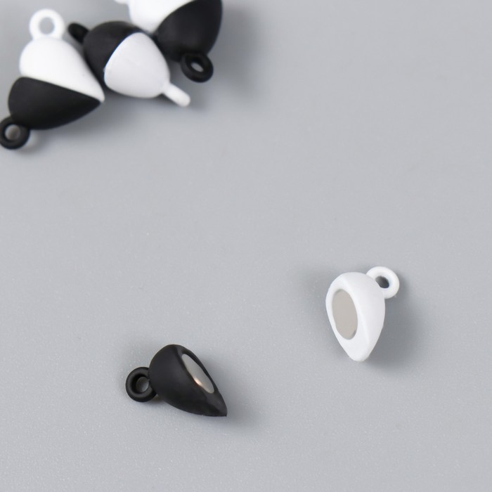 фото Замок магнитный металл "сердечко" чёрный и белый 2 шт 1,2х1,2 см арт узор