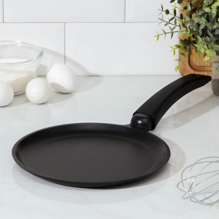 Сковорода блинная, d=22 см, пластиковая ручка, антипригарное покрытие, цвет чёрный
Сковорода блинная, d=22 см, пластиковая ручка, антипригарное покрытие, цвет чёрный