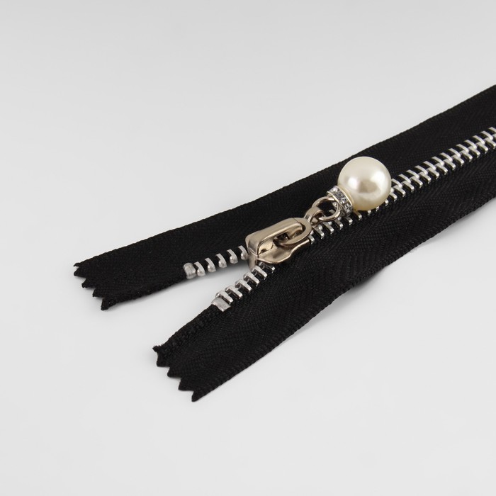 фото Молния металлическая, №5, неразъёмная, замок автомат, 20 см, цвет чёрный/никель