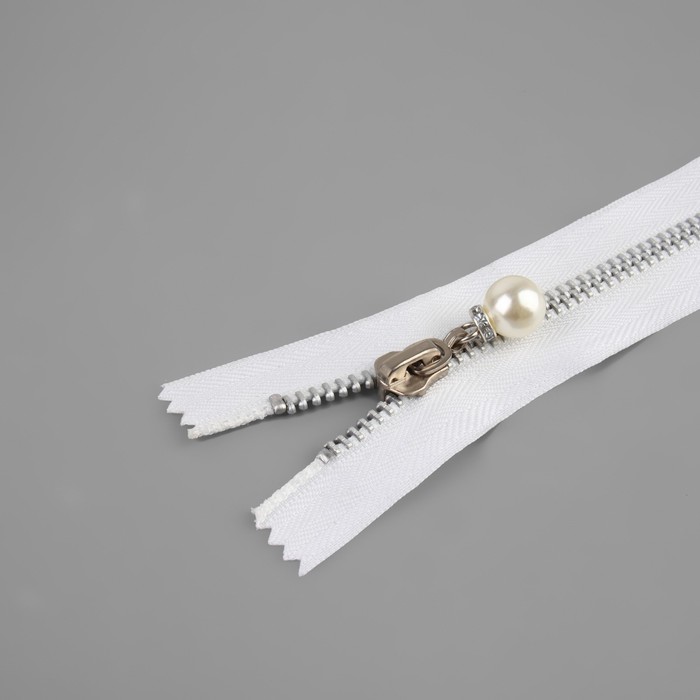 фото Молния металлическая, №5, неразъёмная, замок автомат, 20 см, цвет белый/никель