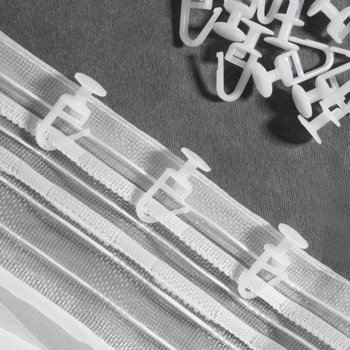 фото Крючок для штор, гвоздик с замком, 2,7 × 1,5 × 1,2 см, цвет белый