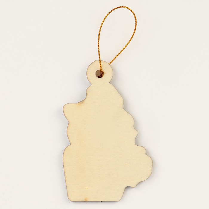 фото Подвеска новогодняя деревянная «ёлочка и енотик» со скретч-слоем лесная мастерская