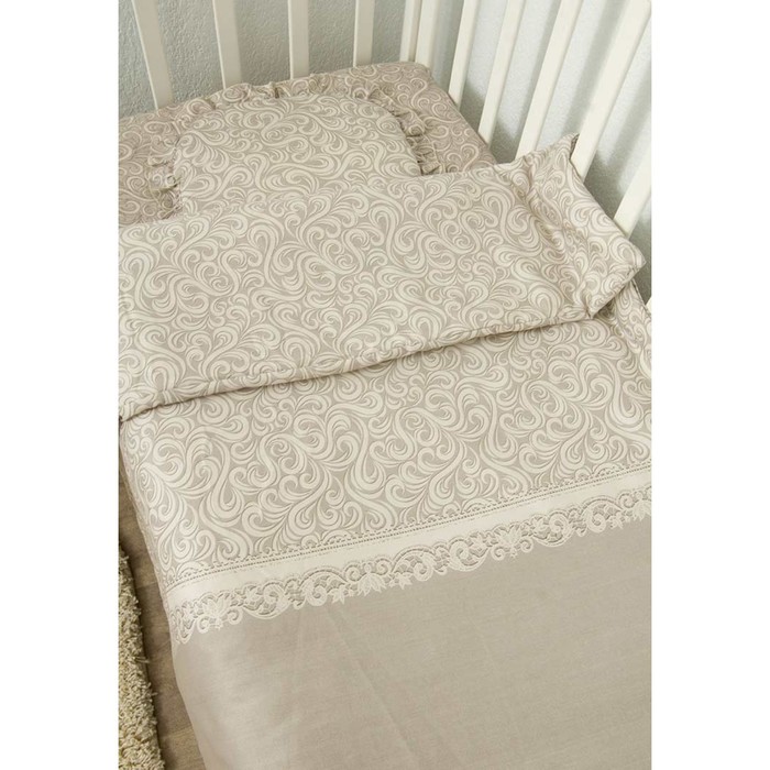 Комплект в кроватку: простыня, плед, подушка, размер 60x120 см, 98x98 см, 30x35 см
Комплект в кроватку: простыня, плед, подушка, размер 60x120 см, 98x98 см, 30x35 см