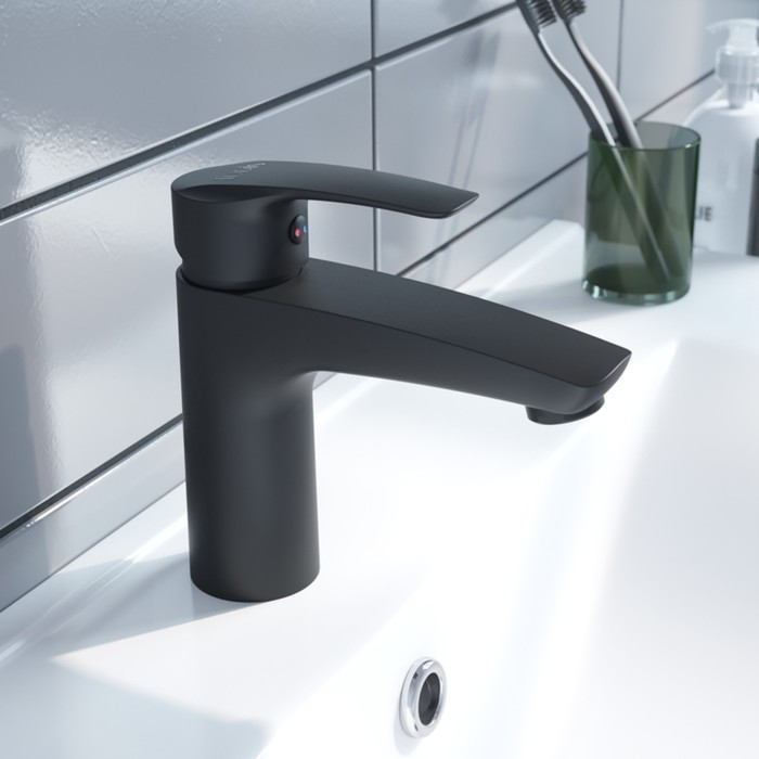 фото Смеситель для раковины iddis ray raybl00i01, чёрный