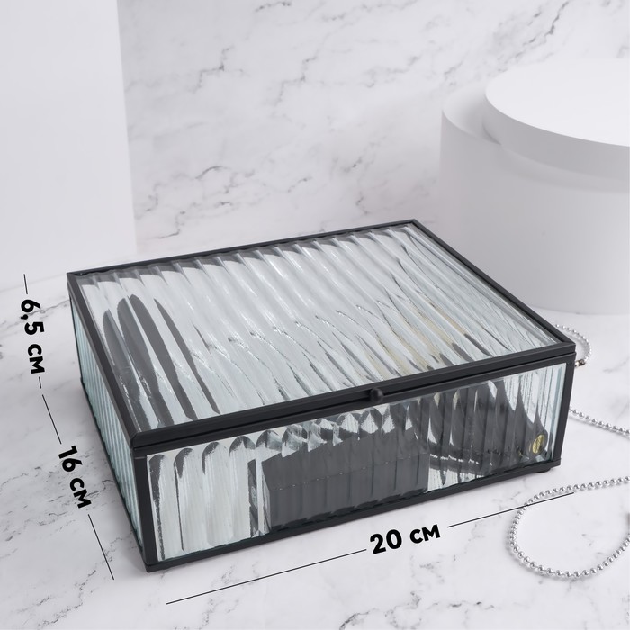 Органайзер для хранения «Ribbed», 1 секция, с крышкой, стеклянный, с зеркальным основанием, 20 × 16 см, цвет прозрачный/чёрный
Органайзер для хранения «Ribbed», 1 секция, с крышкой, стеклянный, с зеркальным основанием, 20 × 16 см, цвет прозрачный/чёрный