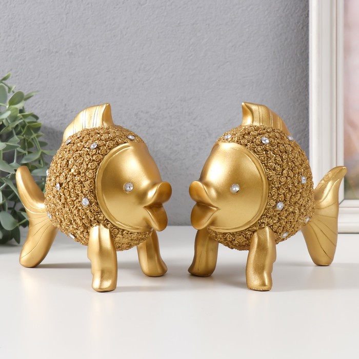 Сувенир полистоун "Золотые рыбки со стразами" набор 2 шт 15х9х15 см
Сувенир полистоун "Золотые рыбки со стразами" набор 2 шт 15х9х15 см