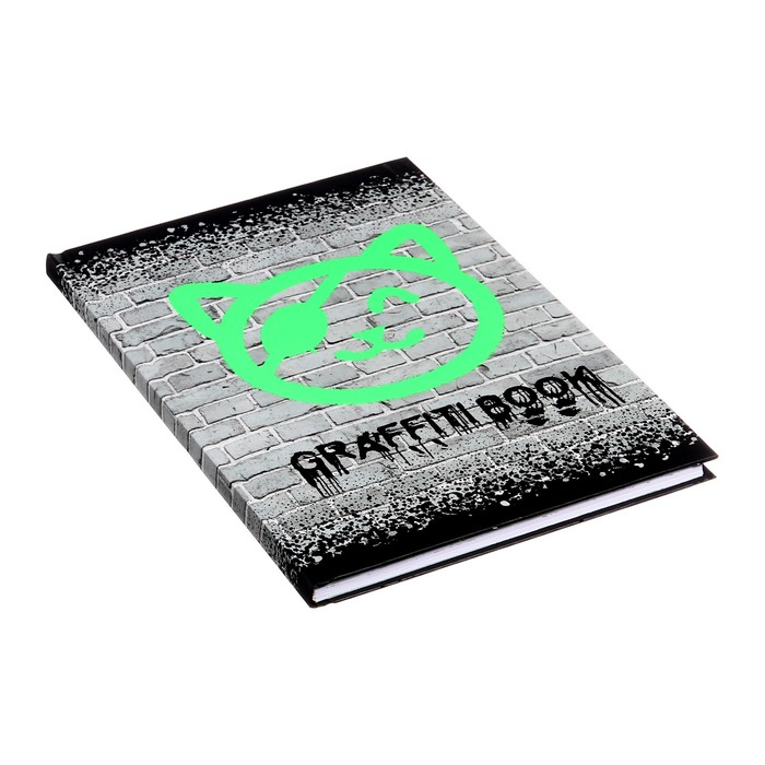 Блокнот А5, 64 листа "Graffiti book. Пират", обложка картон 7БЦ, матовая ламинация, выборочный лак, блок 70г/м2
Блокнот А5, 64 листа "Graffiti book. Пират", обложка картон 7БЦ, матовая ламинация, выборочный лак, блок 70г/м2
