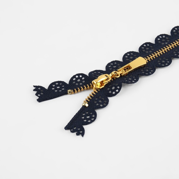 фото Молния металлическая, №3, неразъёмная, замок автомат, 30 см, цвет тёмно-синий/золотой