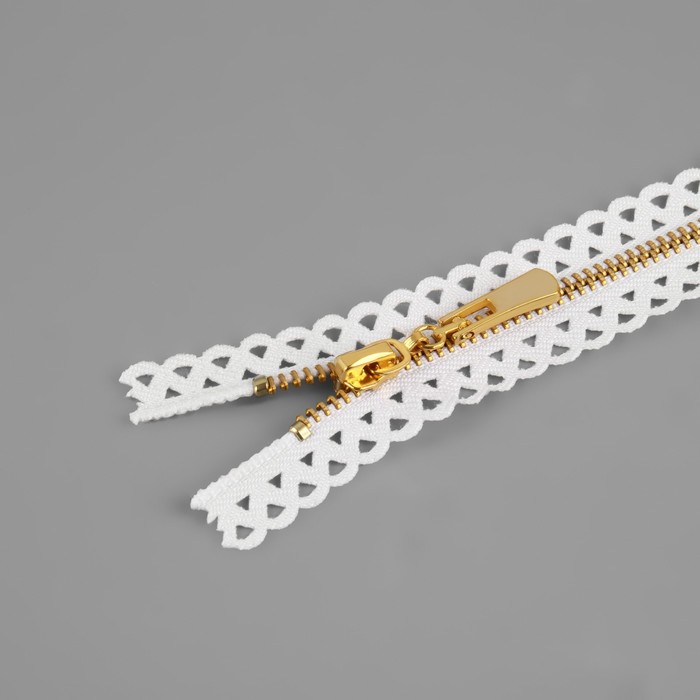 фото Молния металлическая, №3, неразъёмная, замок автомат, 60 см, цвет белый/золотой