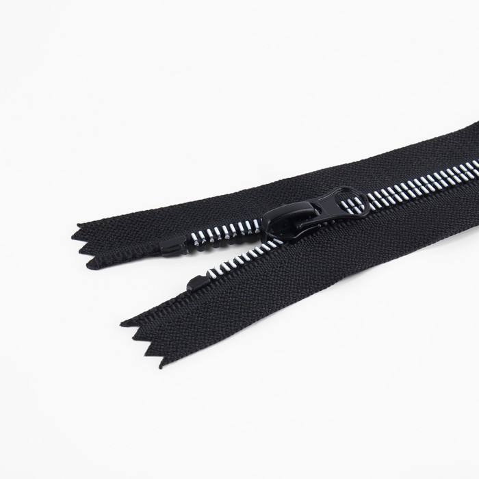 фото Молния неразъёмная «трактор», №5, замок автомат, 18 см, цвет чёрный/белый