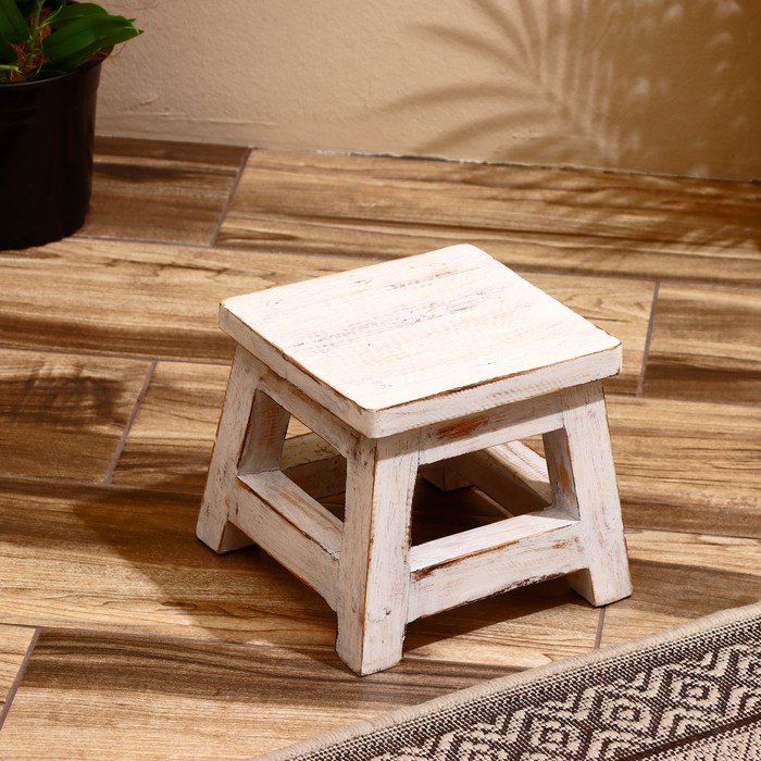 фото Табурет 21х21х18 см, дерево албезия, белый