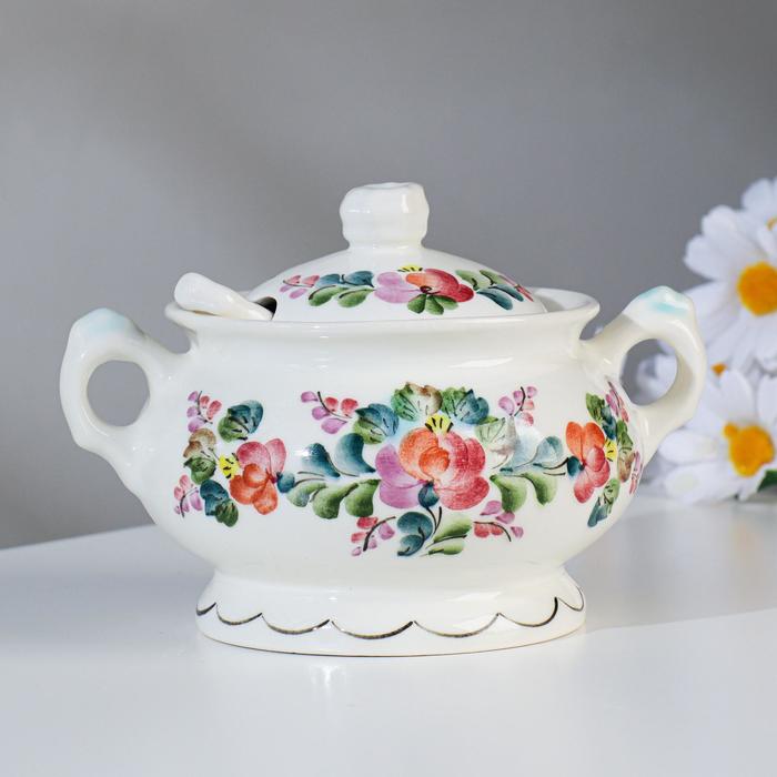 фото Сахарница «гости» с ложкой