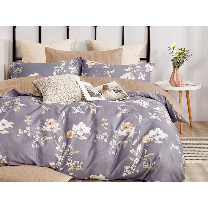 Постельное бельё дуэт Satin de Luxe, размер 230x250 см, 150x210 см - 2 шт, 50x70 см - 2 шт, 70x70 см - 2 шт
Постельное бельё дуэт Satin de Luxe, размер 230x250 см, 150x210 см - 2 шт, 50x70 см - 2 шт, 70x70 см - 2 шт