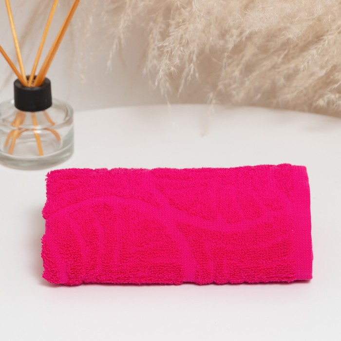 Полотенце махровое «Волна», размер 30х70 см, цвет малина, 300 г/м²
Полотенце махровое «Волна», размер 30х70 см, цвет малина, 300 г/м²