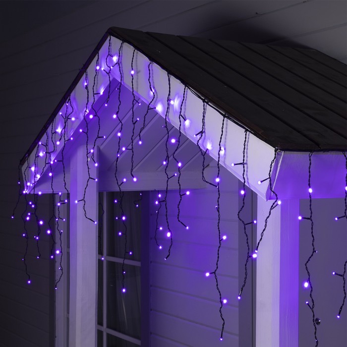 Гирлянда «Бахрома» 4 × 0.6 м, IP44, тёмная нить, 180 LED, свечение фиолетовое, 8 режимов, 220 В
Гирлянда «Бахрома» 4 × 0.6 м, IP44, тёмная нить, 180 LED, свечение фиолетовое, 8 режимов, 220 В