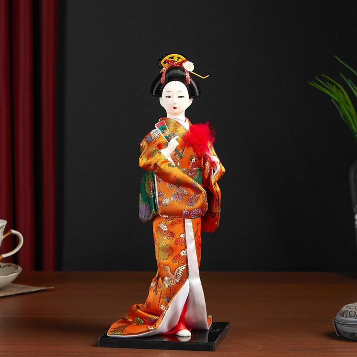 фото Кукла коллекционная "гейша в оранжевом кимоно с веером"