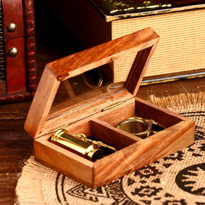 Сувенирный набор "Моряк" (2 брелока: компас и подз. труба) 11,5х6,5х3,7 см
Сувенирный набор "Моряк" (2 брелока: компас и подз. труба) 11,5х6,5х3,7 см