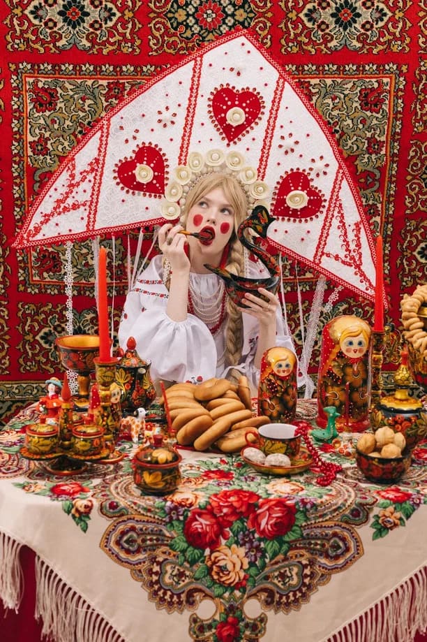 Сервировка хохлома