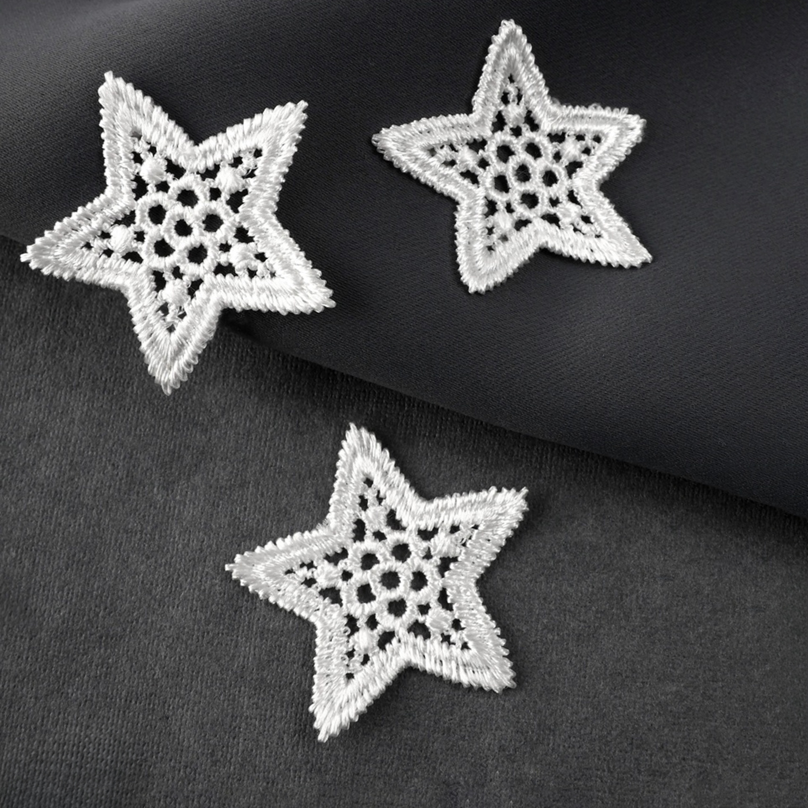 Кружевная аппликация «Звезда»