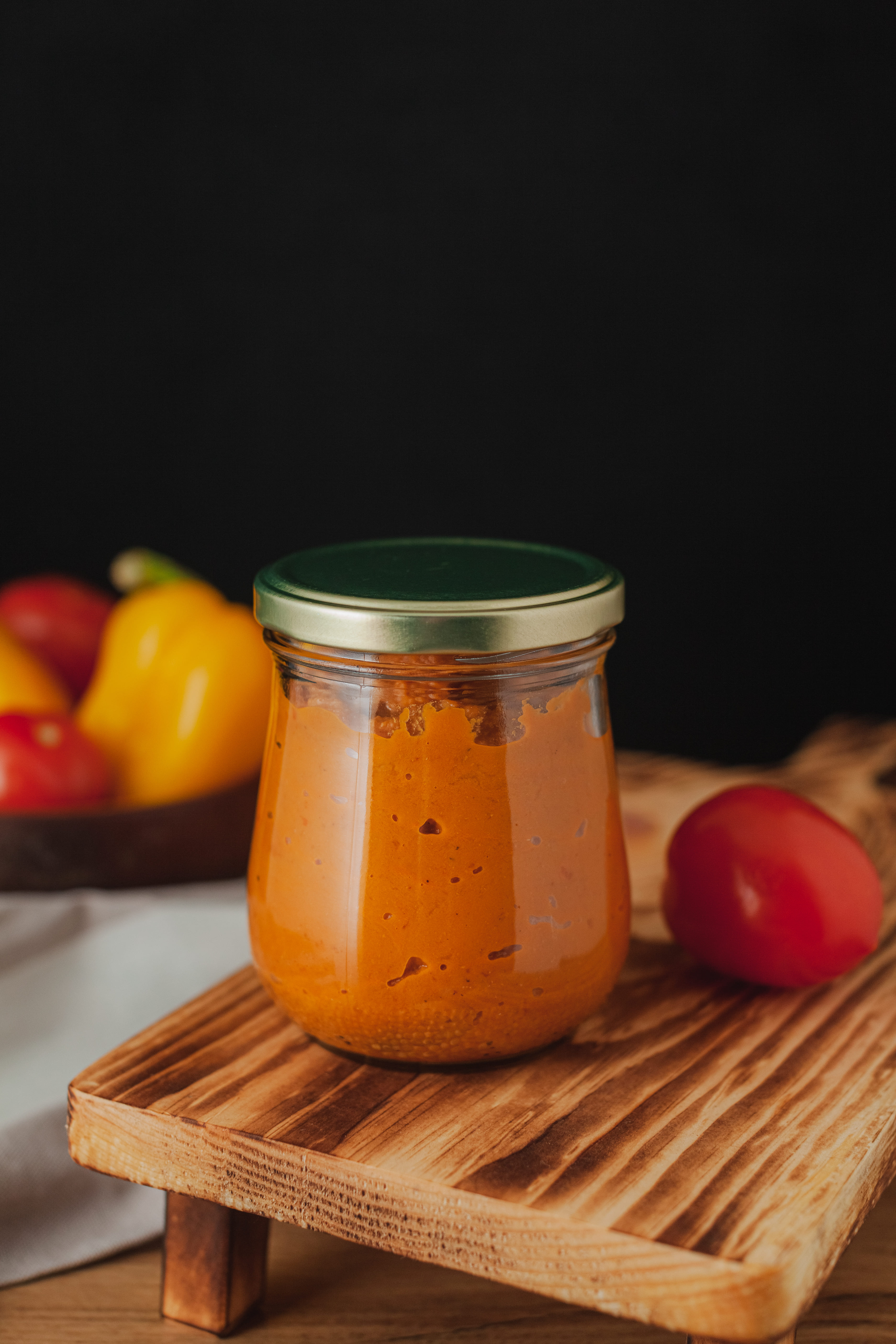 Банка с кабачковой икрой