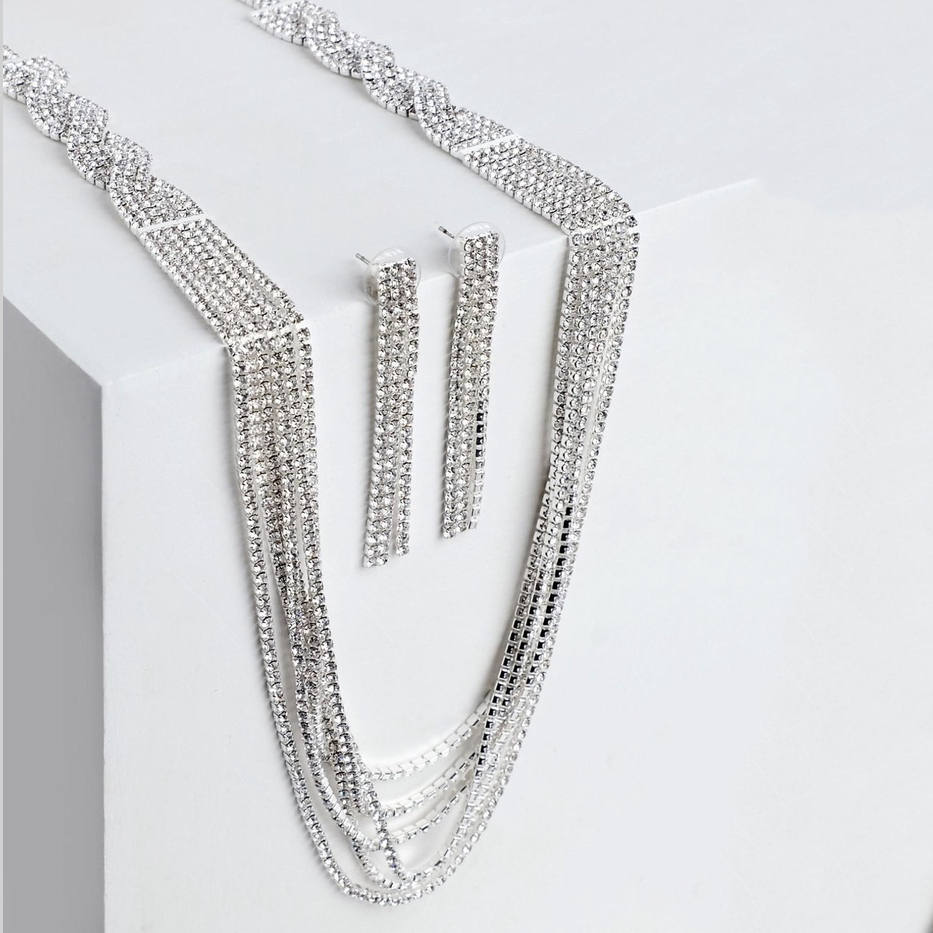 Серьги и колье