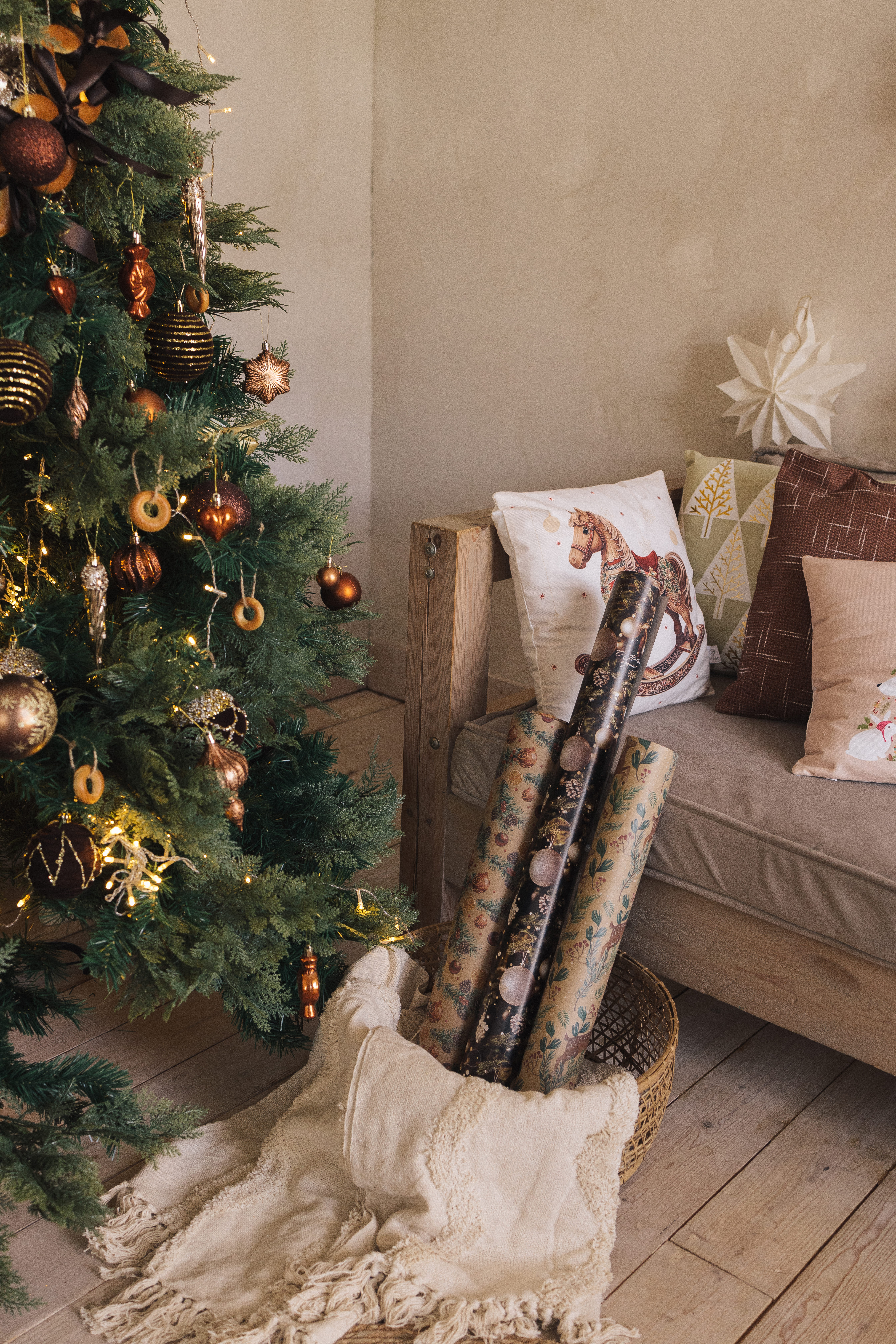 Новогодняя упаковочная бумага