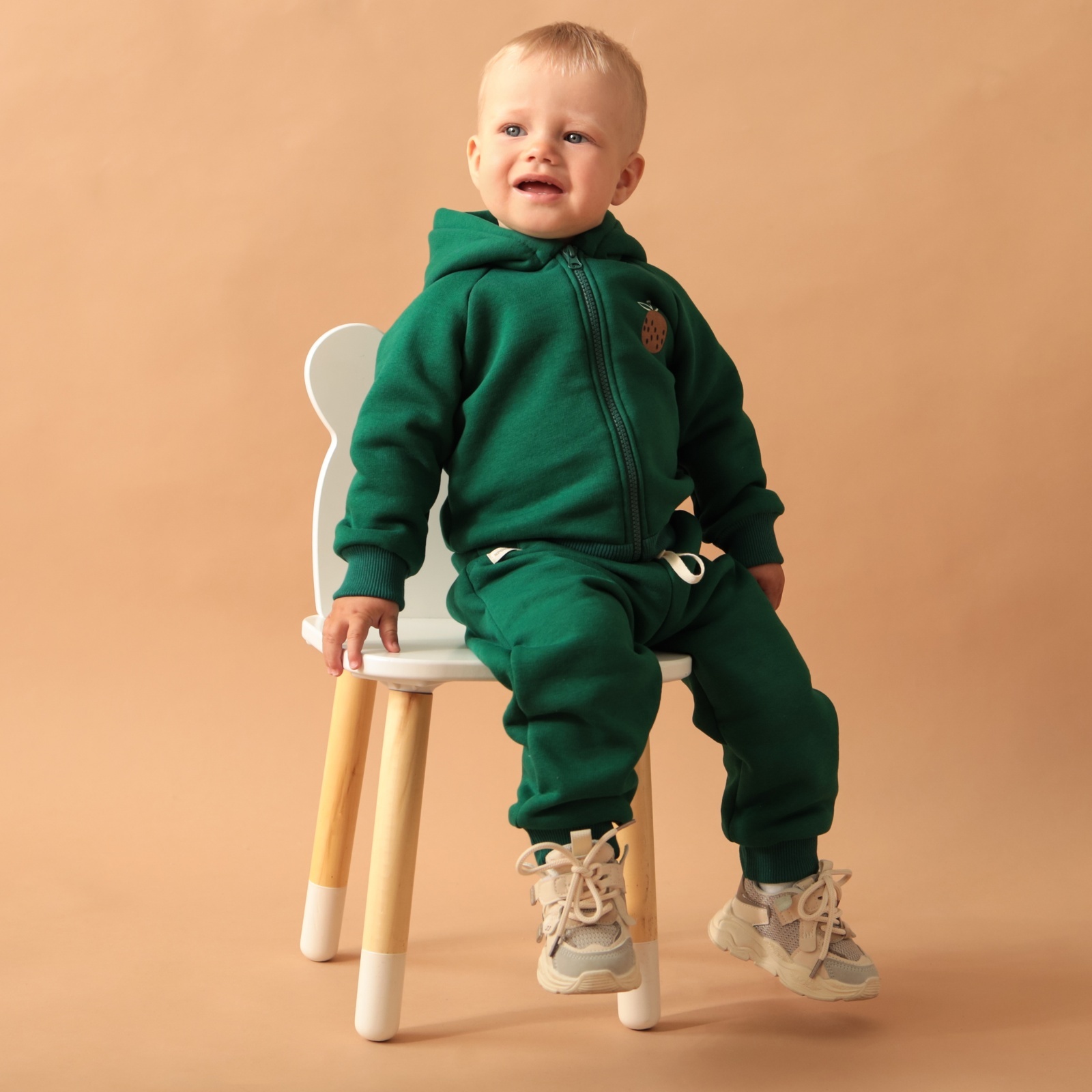 Утеплённый костюм для малыша