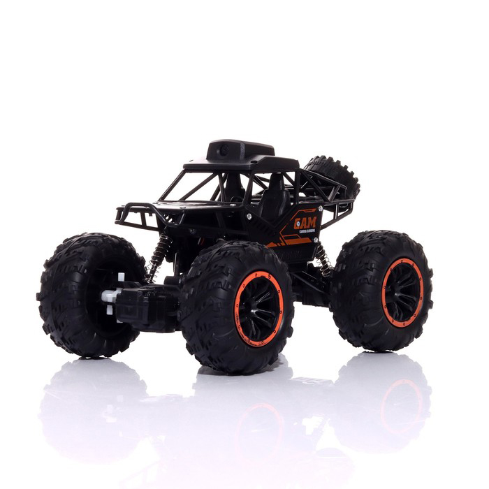 Машинка на пульте управления