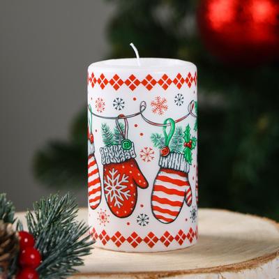 Свеча новогодняя