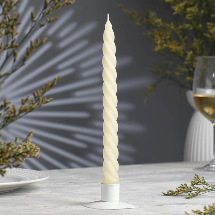 Витая свеча, слоновая кость