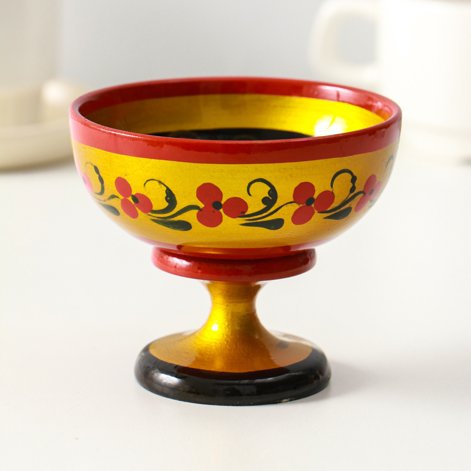 Креманка на ножке