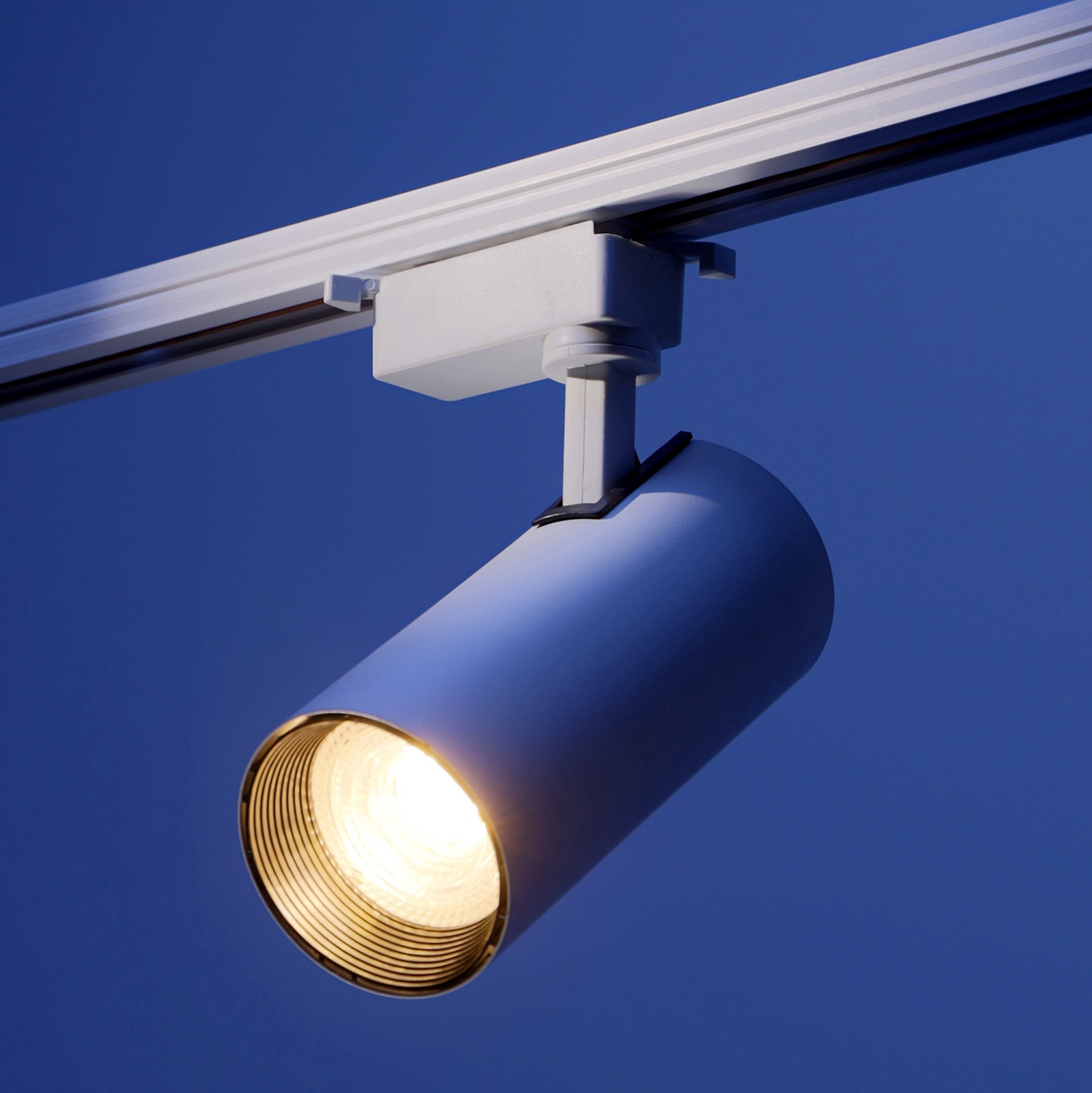 Трековый светильник